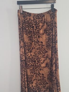 Vintage Women's Brown Leopard Print Maxi Skirt